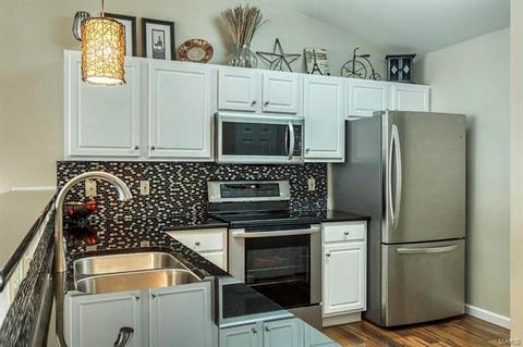 648 Hawk Run Dr, O'fallon, MO 63368 photo 7