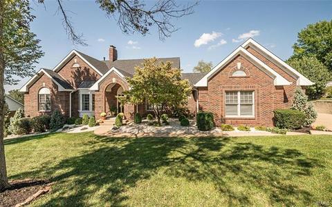 3 Whitmoor Ct, Weldon Spring, MO 63304 photo 2