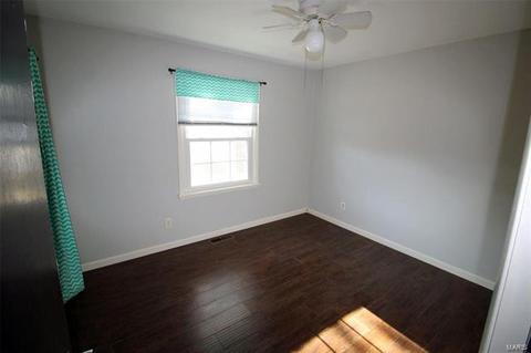 311 Capri Dr, O'fallon, MO 63366 photo 10