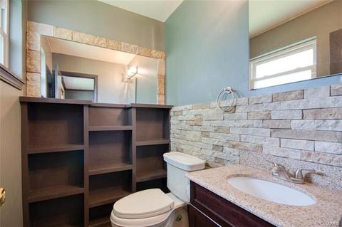 311 Capri Dr, O'fallon, MO 63366 photo 9