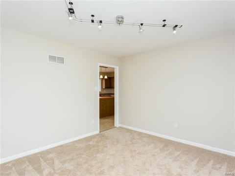 12 Clearspring Ct, O'fallon, MO 63368 photo 11