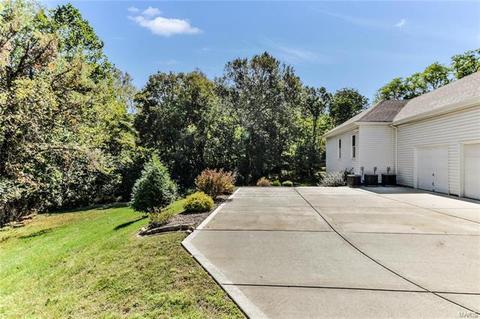 5296 Roanoke Dr, Weldon Spring, MO 63304 photo 35