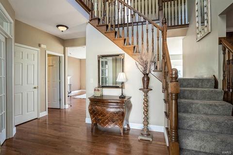 327 Summer Haven Ct, O'fallon, MO 63368 photo 3