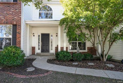 327 Summer Haven Ct, O'fallon, MO 63368 photo 2