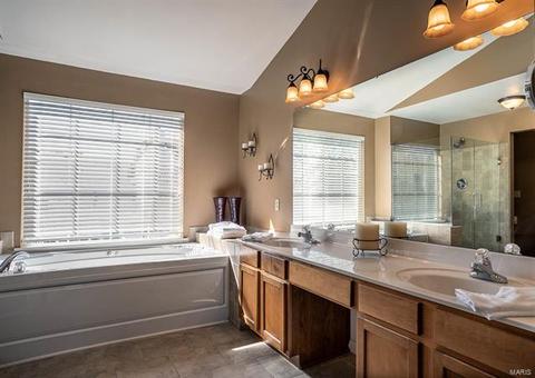 327 Summer Haven Ct, O'fallon, MO 63368 photo 20