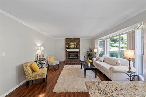 241 Oakbriar Farm, Ballwin, MO 63021 photo 10