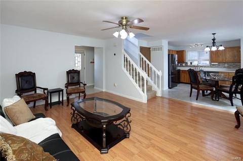 6401 Sprucefield Dr, O'fallon, MO 63366 photo 5