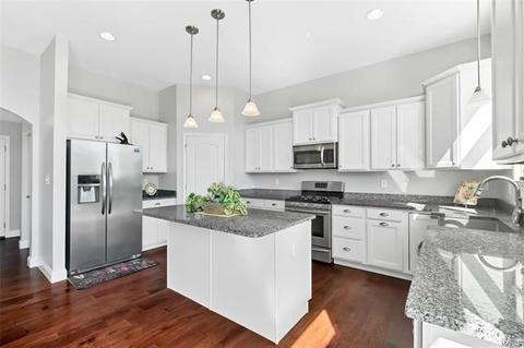 302 Mystic Brook Dr, O'fallon, MO 63366 photo 4
