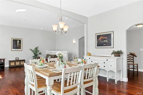 302 Mystic Brook Dr, O'fallon, MO 63366 photo 8