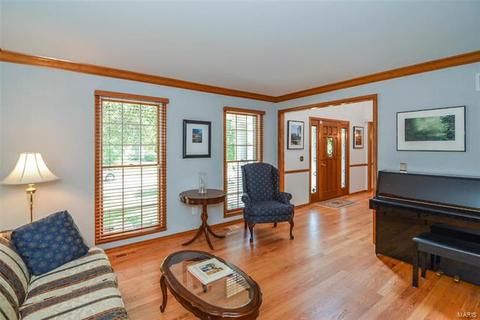 673 Carman Mdws, Ballwin, MO 63021 photo 8