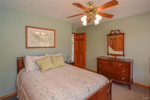 673 Carman Mdws, Ballwin, MO 63021 photo 34