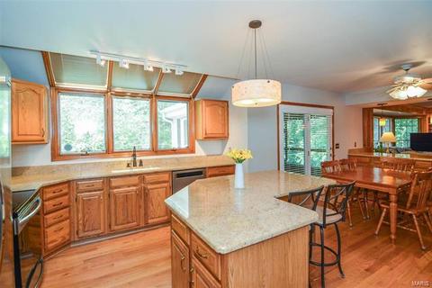 673 Carman Mdws, Ballwin, MO 63021 photo 20
