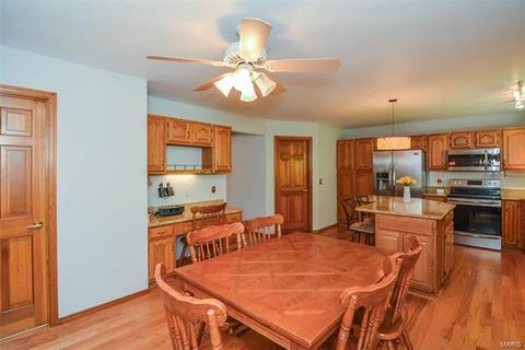 673 Carman Mdws, Ballwin, MO 63021 photo 16
