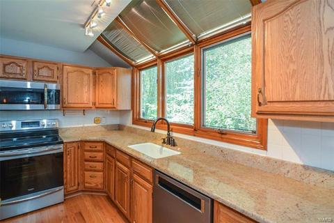 673 Carman Mdws, Ballwin, MO 63021 photo 22