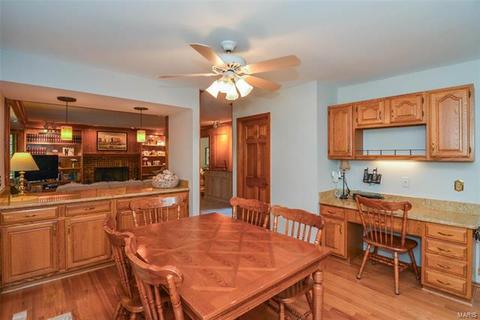 673 Carman Mdws, Ballwin, MO 63021 photo 15
