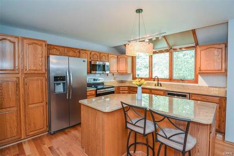 673 Carman Mdws, Ballwin, MO 63021 photo 19