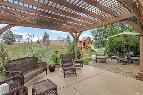 125 Park Ridge Dr, O'fallon, MO 63366 photo 3