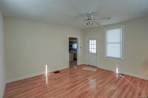 121 E Loretta Ave, Saint Louis, MO 63125 photo 8