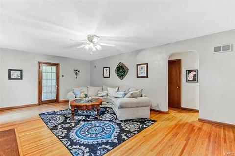 3413 Fee Fee Rd, Bridgeton, MO 63044 photo 4