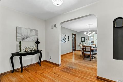 3413 Fee Fee Rd, Bridgeton, MO 63044 photo 9