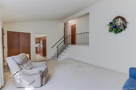 702 La Marite Dr, Manchester, MO 63021 photo 6