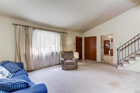 702 La Marite Dr, Manchester, MO 63021 photo 5