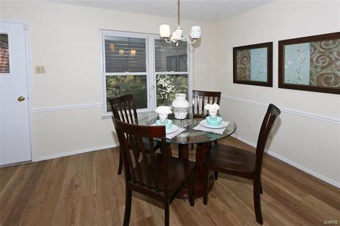 2 Nicolet Dr, Manchester, MO 63011 photo 11