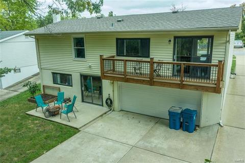 846 Forest Village Dr, Ballwin, MO 63021 photo 28