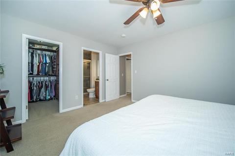 846 Forest Village Dr, Ballwin, MO 63021 photo 10