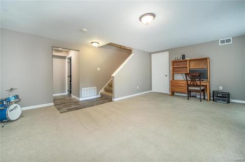 846 Forest Village Dr, Ballwin, MO 63021 photo 20