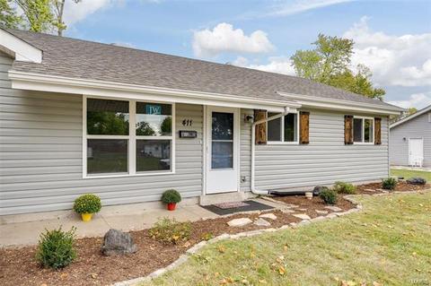 411 Saint Patrick Dr, O'fallon, MO 63366 photo 2