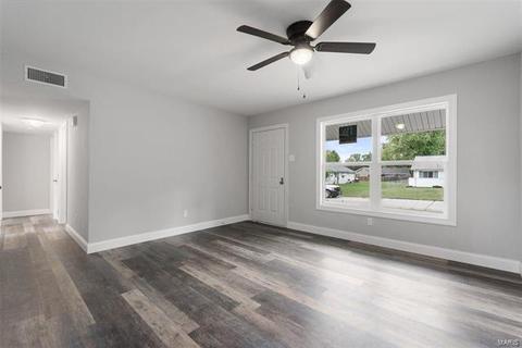 411 Saint Patrick Dr, O'fallon, MO 63366 photo 6
