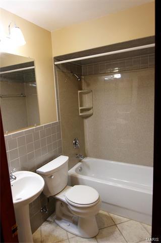 1449 Boly Ln, Ballwin, MO 63021 photo 14