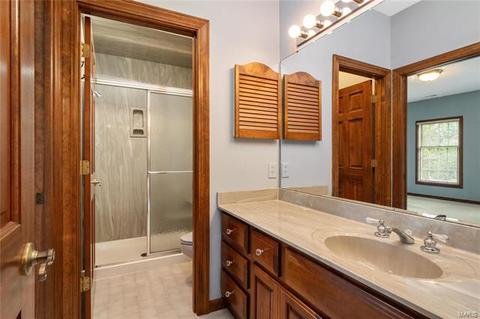 2244 Devonsbrook, Chesterfield, MO 63005 photo 23