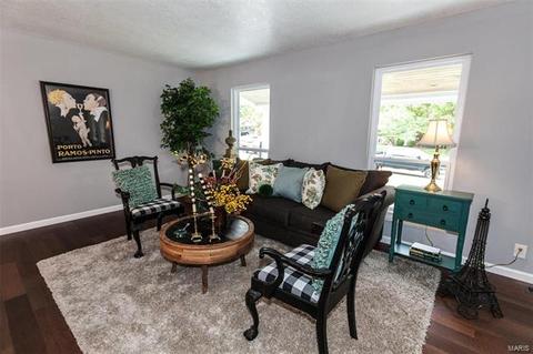 421 Iron Warrior Ln, Manchester, MO 63011 photo 3