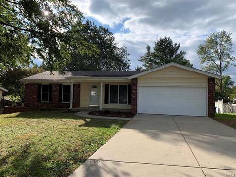 325 Whitehall Dr, Manchester, MO 63021 photo 1