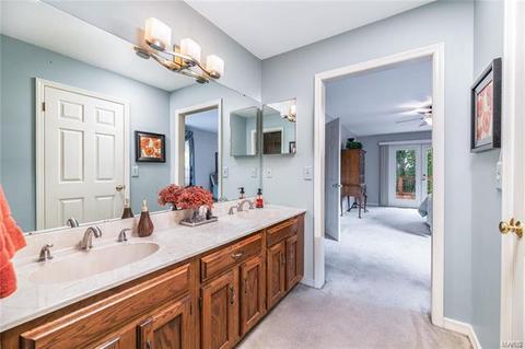 649 Huntley Hts, Ballwin, MO 63021 photo 17