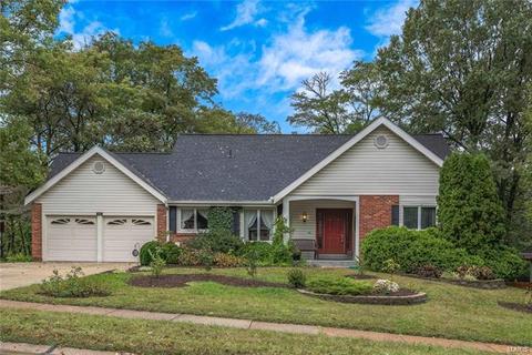 649 Huntley Hts, Ballwin, MO 63021 photo 1