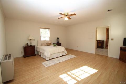 224 Ries Rd, Ballwin, MO 63021 photo 5