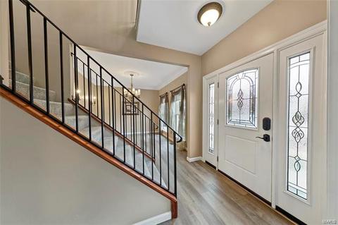 612 Summer Stone Dr, O'fallon, MO 63368 photo 3