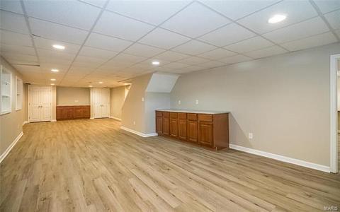 910 Del Ebro Dr, Ballwin, MO 63011 photo 35