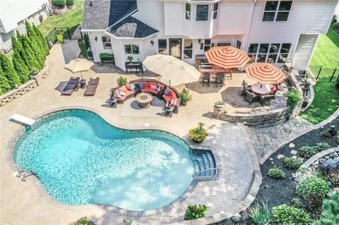 829 Castle Pines Dr, Ballwin, MO 63021 photo 39