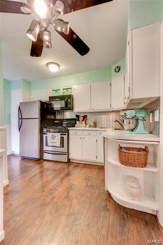 3710 Risch Ave, Saint Louis, MO 63125 photo 13