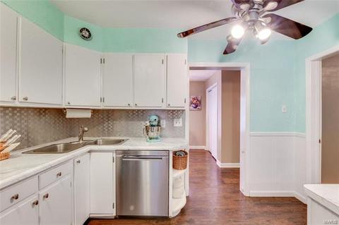 3710 Risch Ave, Saint Louis, MO 63125 photo 11
