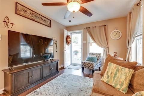 3710 Risch Ave, Saint Louis, MO 63125 photo 6