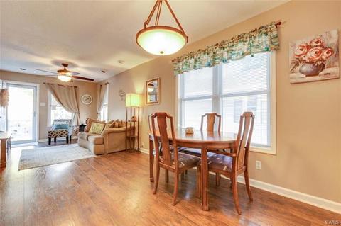 3710 Risch Ave, Saint Louis, MO 63125 photo 8
