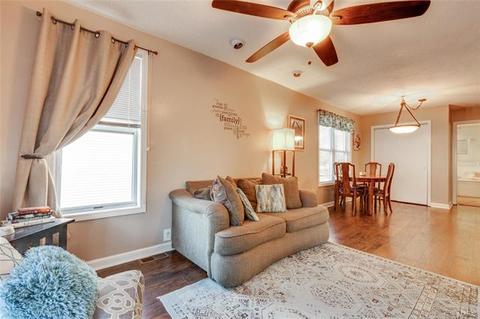 3710 Risch Ave, Saint Louis, MO 63125 photo 3
