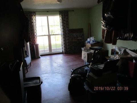 701 Chantilly, Ballwin, MO 63011 photo 19