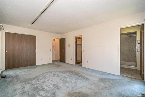1020 Van Dyke Dr, Ballwin, MO 63011 photo 17
