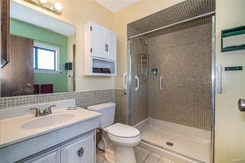 1020 Van Dyke Dr, Ballwin, MO 63011 photo 18